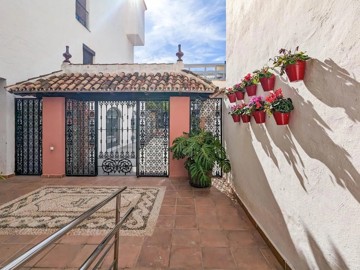 Harbor Getaway In The Heart Of Puerto Banus With Walking Dictance To Everything Marbella