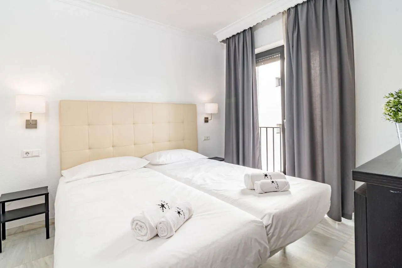 Harbor Getaway In The Heart Of Puerto Banus With Walking Dictance To Everything Marbella Apartment